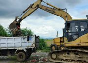Sambut Hari Bumi, PT BMS dan Pemerintahan Luwu Angkut Puluhan Ton Sampah di Pasar Padang Sappa