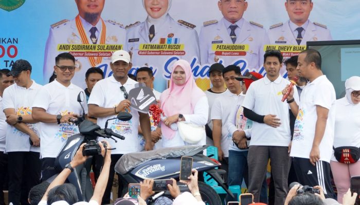 Gubernur Sulsel Apresiasi Antusiasme Warga Luwu dalam Jalan Sehat Anti Mager, Masmindo Dukung Hadiah Utama
