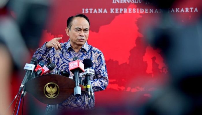 Menkominfo Bikin Desa di Kabupaten Luwu Merdeka Sinyal Internet