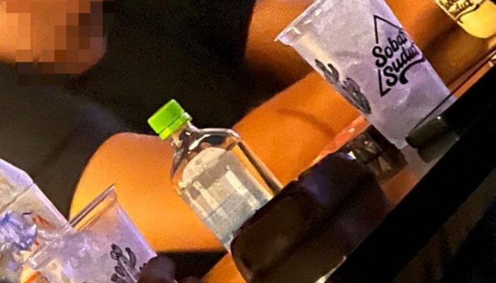 Cafe Sobat Sudut Belopa Disorot, Pengunjung Diduga Bawa Minuman Keras Masuk