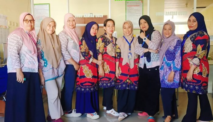 Kamar Penuh, Pasien RSUD Batara Guru Harus Antre – Perawat Tetap Setia di Garda Depan