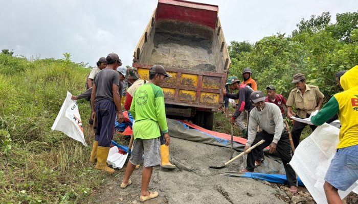 PT BMS Benahi Jalan Toddopuli, Permudah Aktivitas Warga di Sekitar Smelter